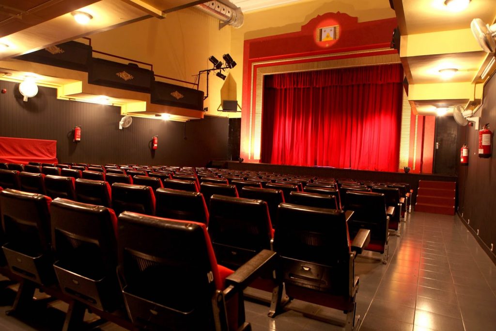 Taller teatre per dins 2019 - Públic familiar